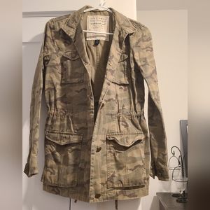 Women's Hilfiger camo jacket, size XS